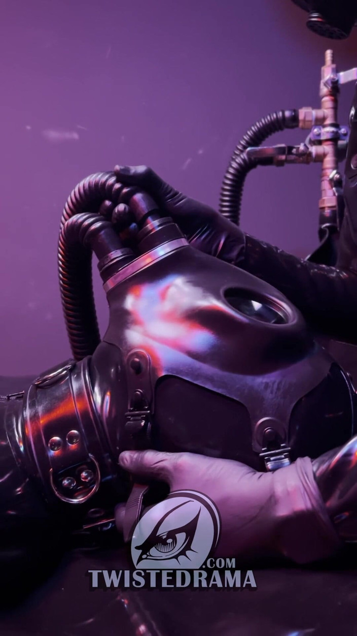 Twistedrama: Heavy Rubber Breath Play