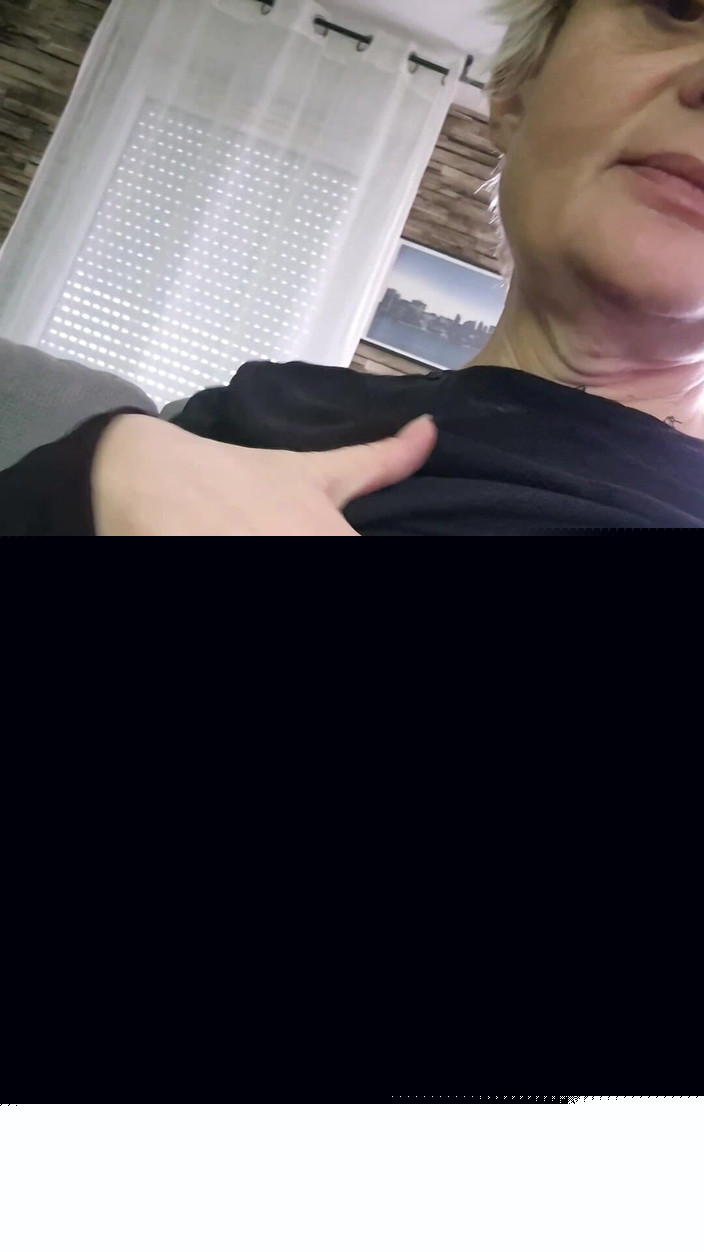 Sofy13: I Sexiga Underkläder Kommer Jag Med Fingrarna Och Min Dildo