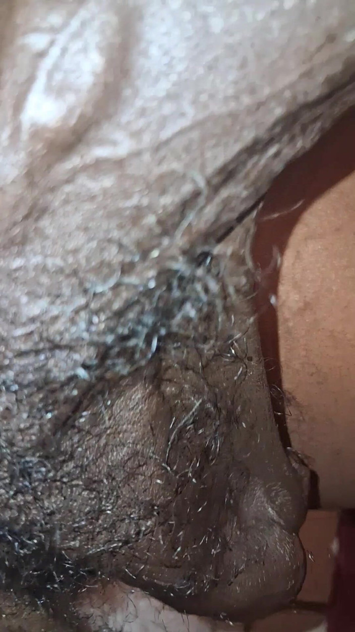 Chocolate Meat Stick: Un rigido bbc in azione ravvicinata