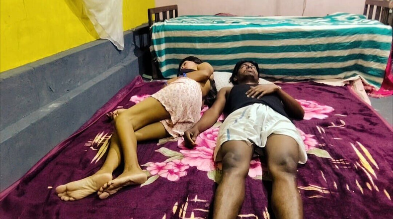 Ayesha_MirzaXPro: Desi ex-sexy manželka Odvážný hindský pár soukromý noční příběh - virální...