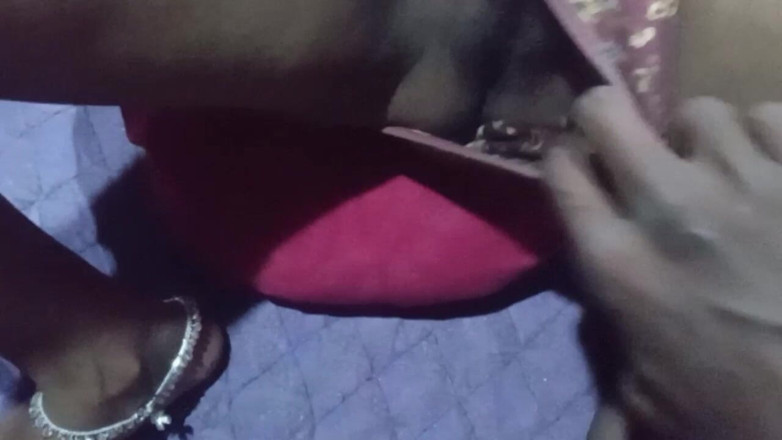 Bengaliauntykichut: Aunty Let Me Go by Spreading Her Pussy Desi Aunty's...