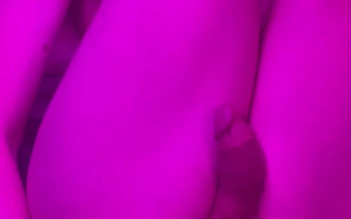 Brashen: Femboy anal orgasmo de vibrador