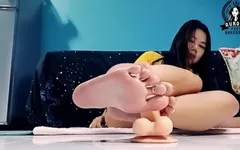 Footjob có mùi bởi teen châu Á