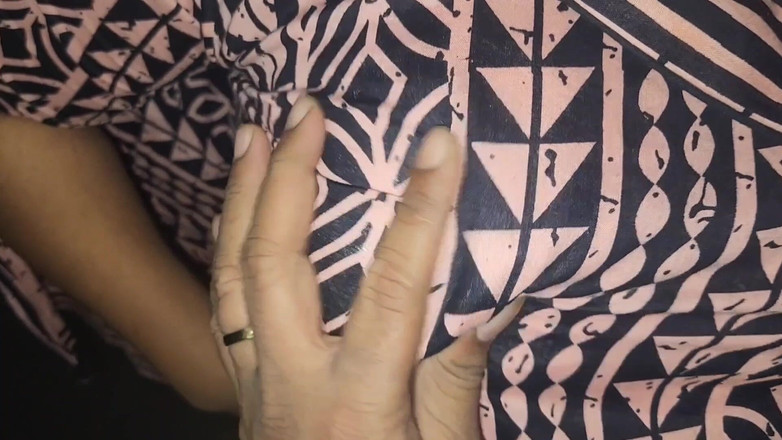 Banglavabi: Ich habe nach langer Zeit die Frau eines Expatriates gefickt....