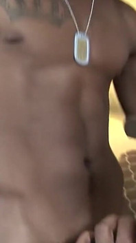 Ken Too Fly와 말콤 태너