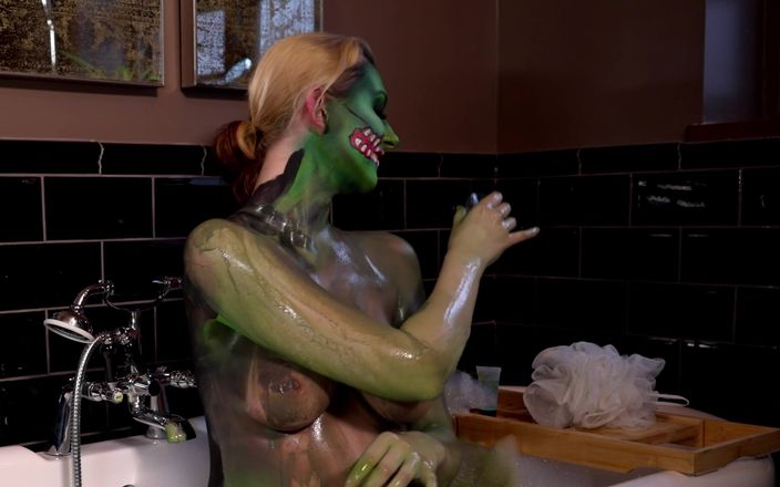 Em Yang: Zombie Bodypaint Koupel omyjte