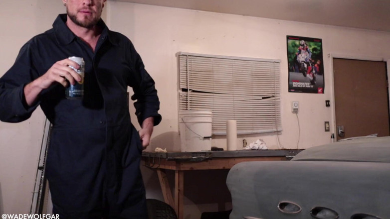 Wade Wolfgar: Enteado quer seu buraco de garoto