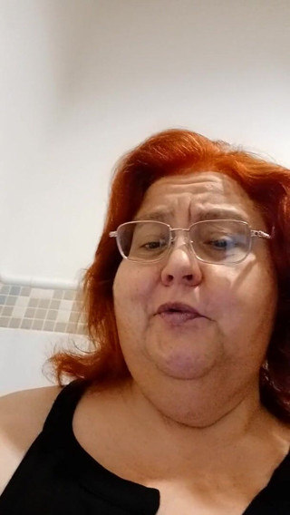 BBW nurse Vicki adventures with friends: Подивіться на мій новий стиль волосся та колір