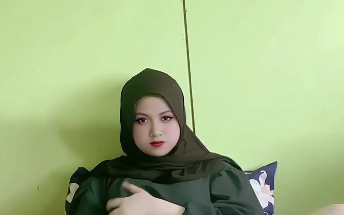 Nitha_Tiara: 통통한 귀여운 소녀