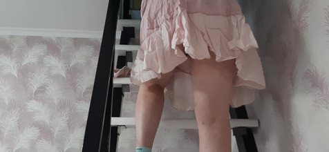 Vik_All: Semasa Ibu Membersihkan, Saya Melihat Pepek Berbulunya.