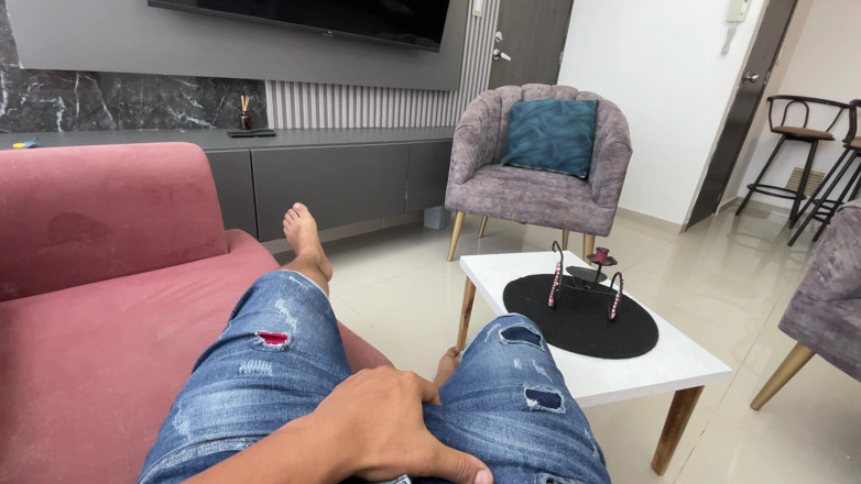 ManuelaAlvarez: Evde yalnız kaldıktan sonra utangaç üvey kız kardeşime sert bir şekilde sevişiyorum