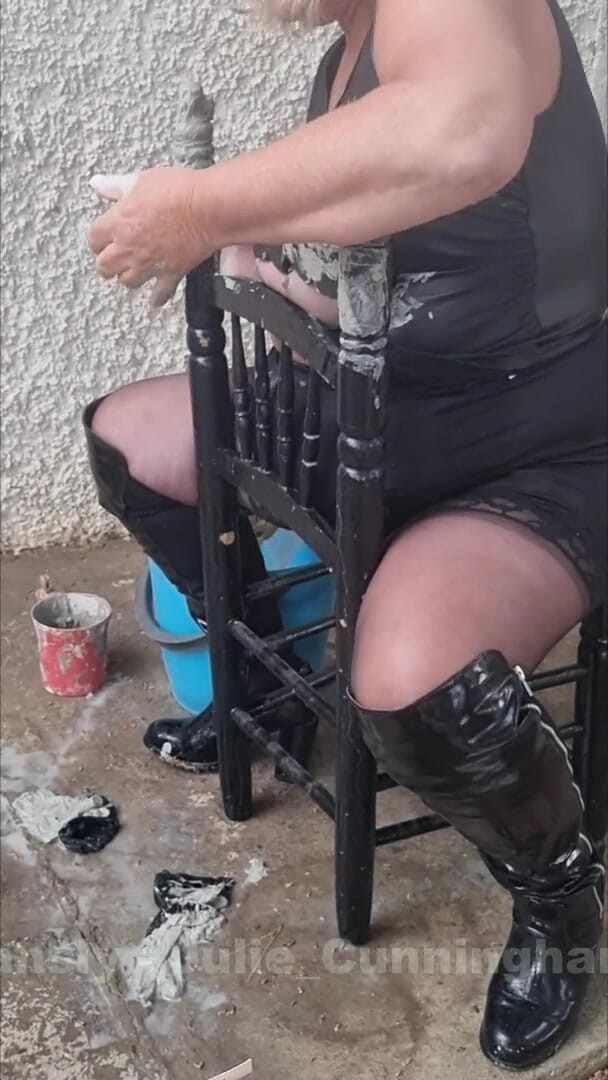 Julie Cunningham: Set021 Tits Out and Bound with Straps Washing Mud off...