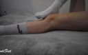 Miley Grey: Une blonde sexy en chaussettes longues, tu dois la voir -...