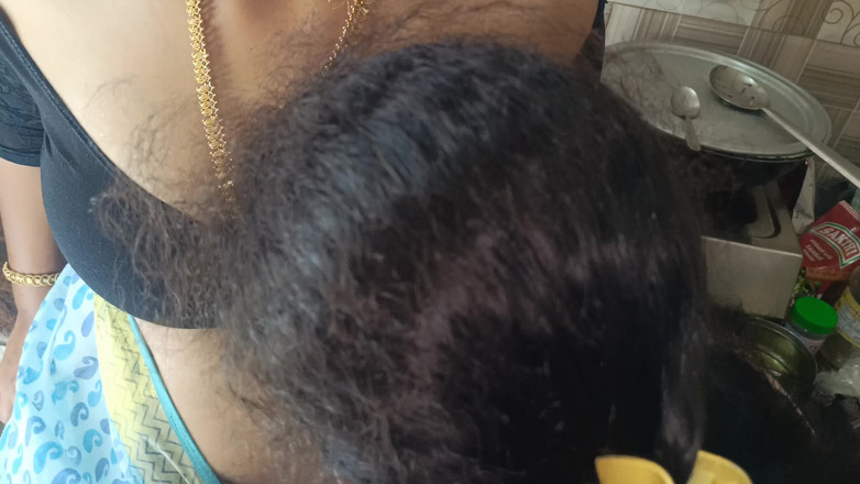 Magilmathi: 家庭主妇热女同性恋自拍