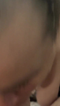 คุณนายแมรีชอบดูดควยและกลืนน้ำควยทุกหยด