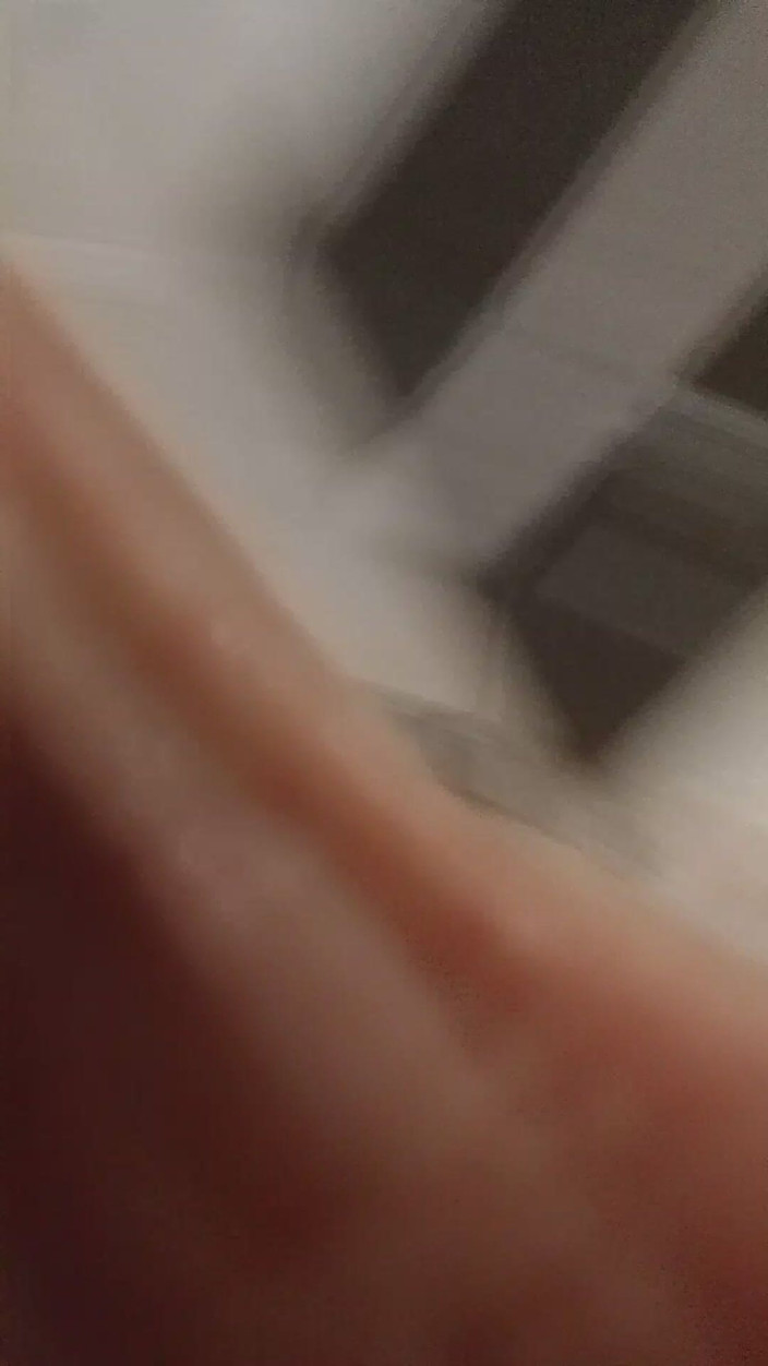 femboyass469: Sissy Natural Poposu Penetrasyon Yaptırıyor ve Açık Bırakıyor