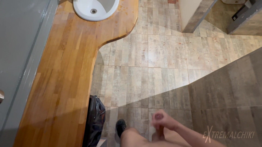 Gym Locker Room Twink Masturbation (Extremalchiki) Gym Locker Room Twink Masturbation (Extremalchiki)