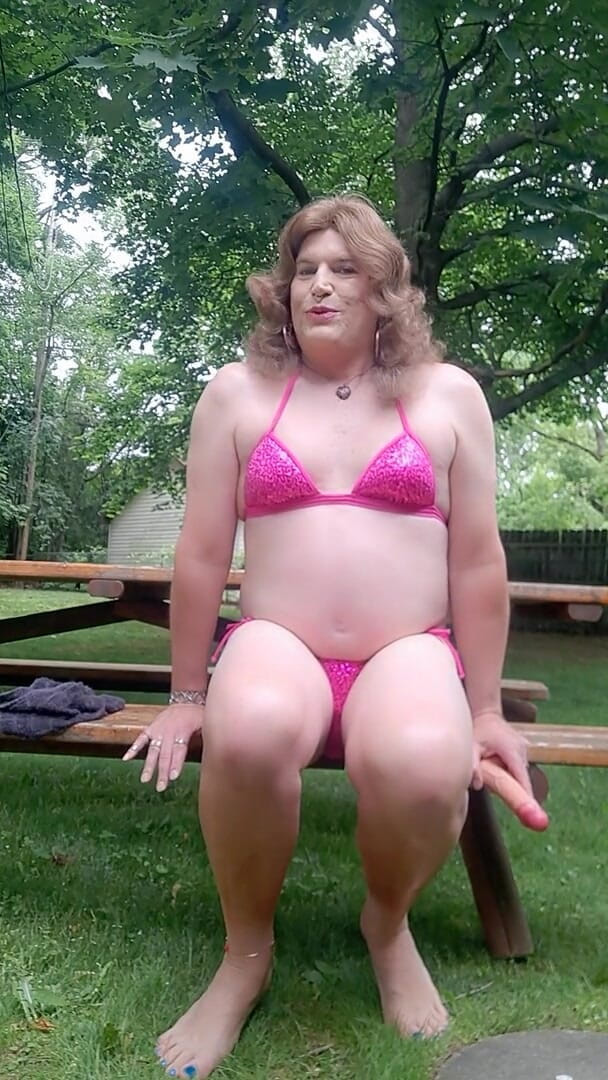 Victoria Lecherri: Bathing Suit day!
