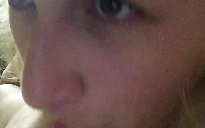 Princessa: Dildo sucking