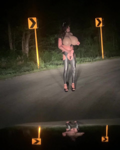 Crossdresser Size X Roanyer Cumming Outdoors