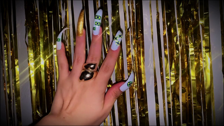 Goddess Li: Brazil Has Never Looked so Stunning