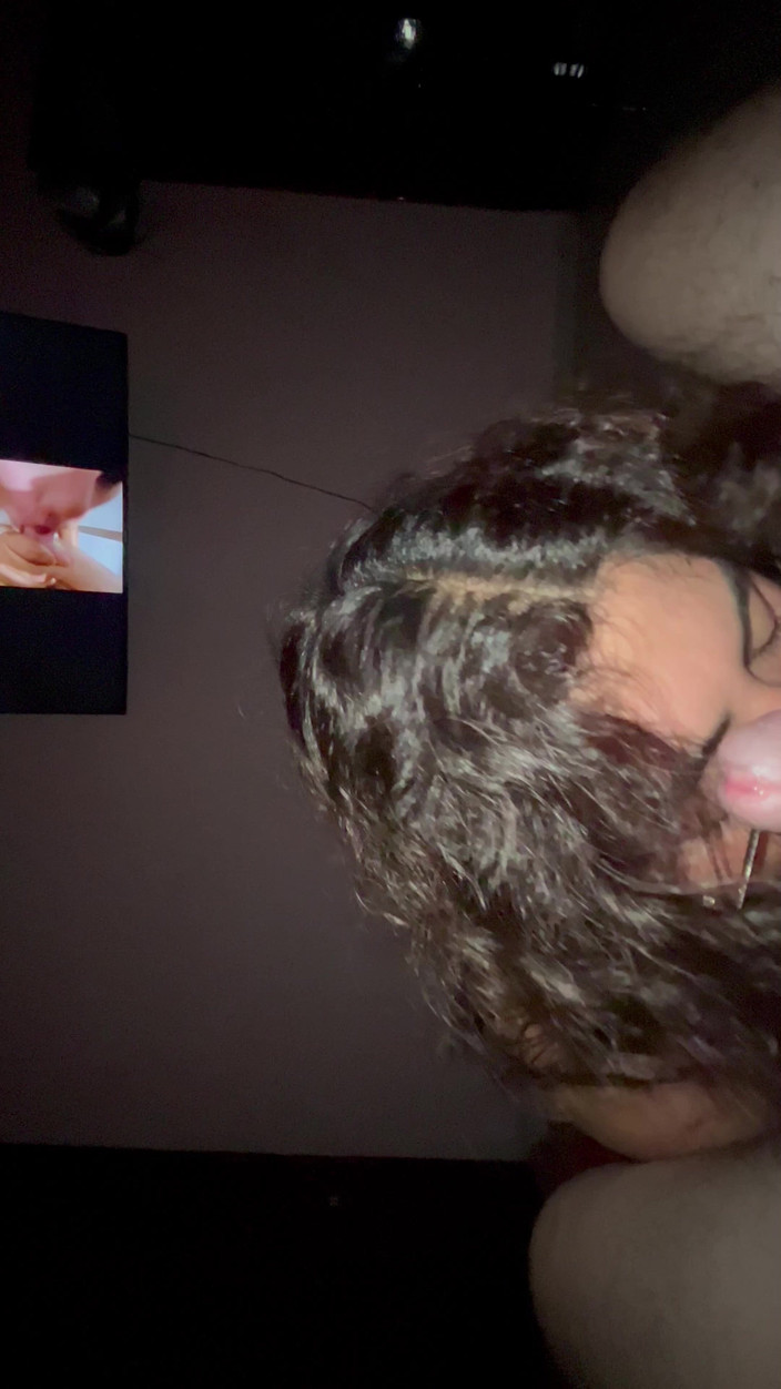 Moniquita cachonda: Jag hittade min svåger som tittade på min video och...