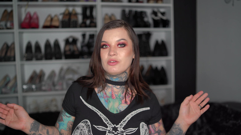 Sabien Demonia: High Heels Haul Video