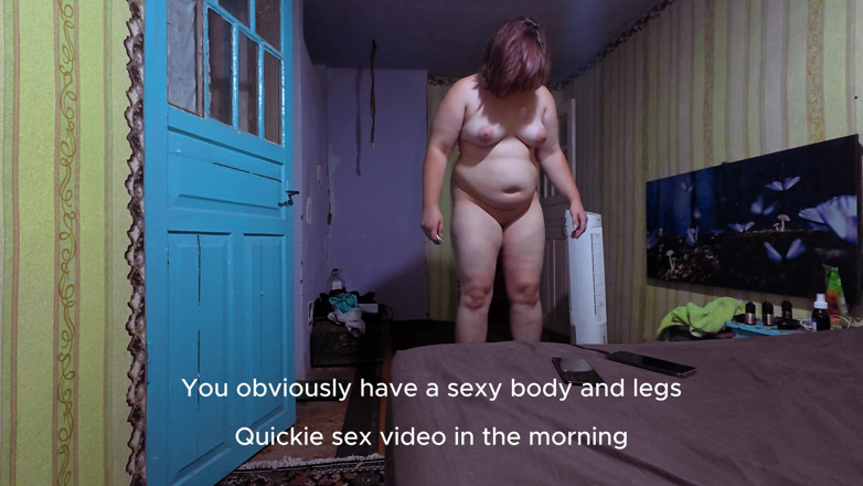 SchoolPrincess: Bruna Formosa Nuda Sulla Piattaforma Di Vibrazione Legge Commenti Sottotitoli...