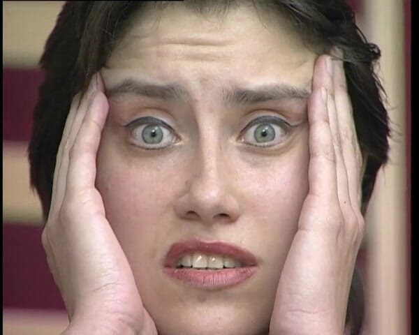 YOUR FIRST PORN: Daniela, păroasă, legată și sexy în legare soft