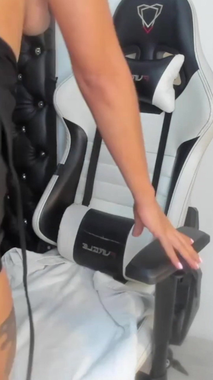 Colombianas amateur: Chcę tylko, żebyś mnie przeleciał, bo jestem gorącą suką