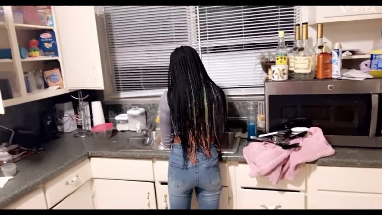 Fijii pornbox: Sex in the Kitchen with Petite Ebony Wife Who Never...