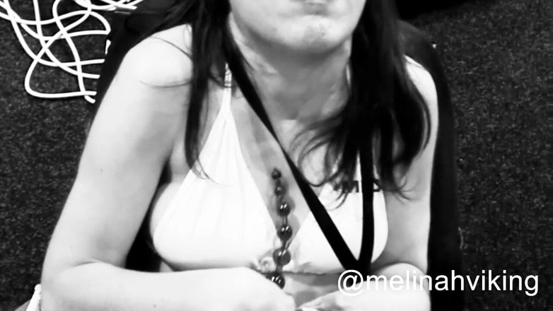 Melinah Viking: Oral Anal Bead Play