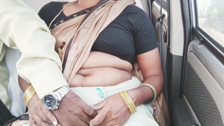 Telugu honey lips: Volledige video, Indische hete meid autoseks, Telugu vuile praat