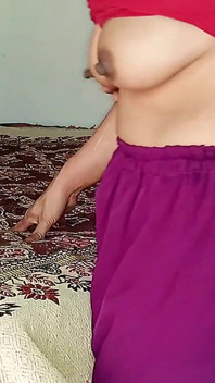 Bhabhi Ki futai dur în cur, strâmt, Ki, futai în poziția capră