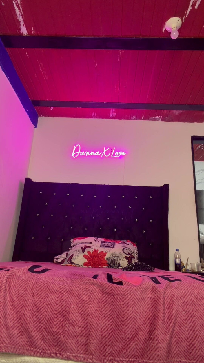Dannax love: Büyük süt yükü