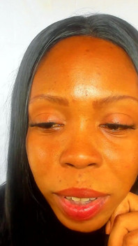 Adorazione del viso, Feticismo del viso, primo piano del viso alla cam...