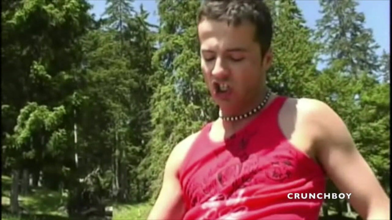 Latino Fucker: Dwie seksowne latynoskie dupki ruchają się w wystawie w górze...