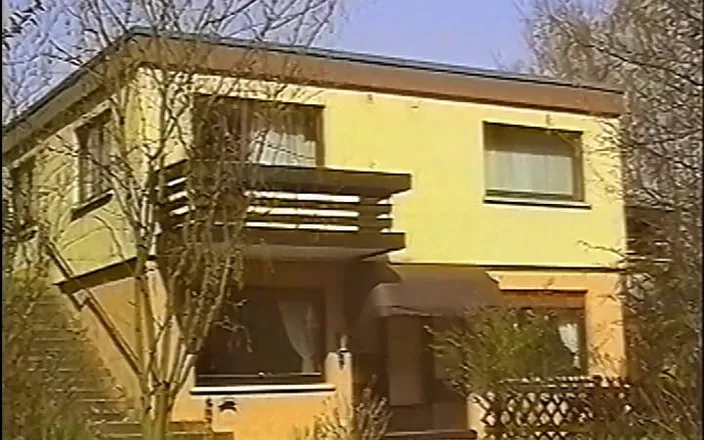 GERMAN PORN CLASSICS: Hot spot - lieben harte si tante super seksi lagi asik...