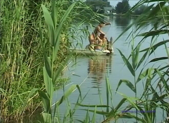 Porno Cloud: Soirée bateau, orgie