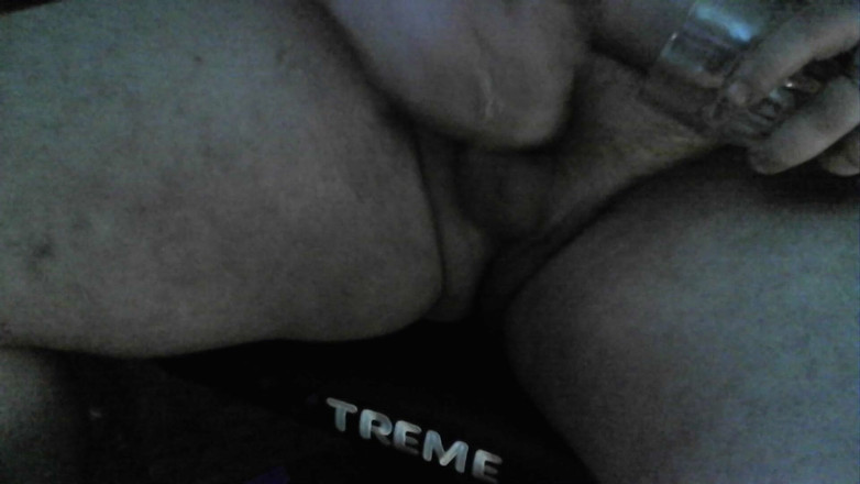 Jerking Perv: Spuszczam się w szklanym kubku