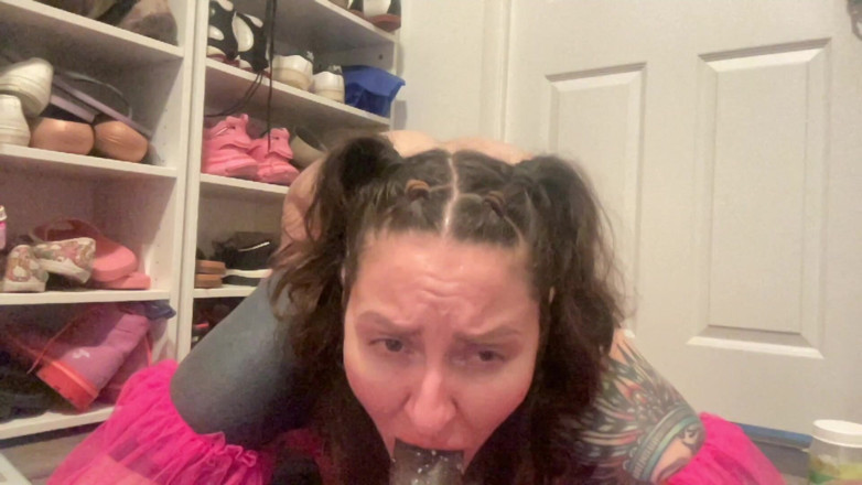 Twerking Elle: Anal z cum odliczanie solo