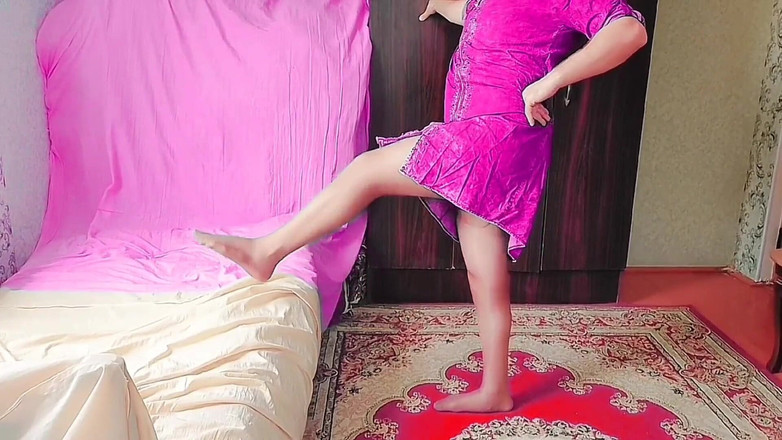 Kitty_Cross: Colorful Videos: Showcasing Cute Body and Sexy Dresses