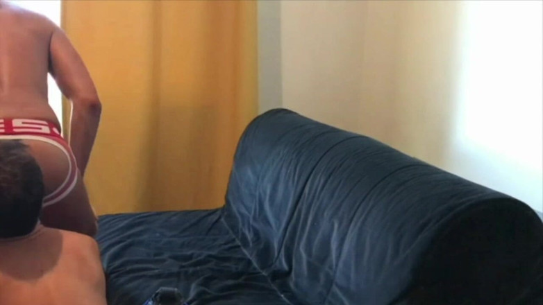 Ass slut fucked bareback: Dobry tyłek pasywki do wypełnienia