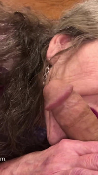 Horny Mature Wife Gets Her Creampie! Maxxximummilf