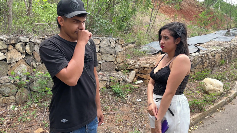 ManuelaAlvarez: Primo servizio fotografico con una ragazza strana e con un...