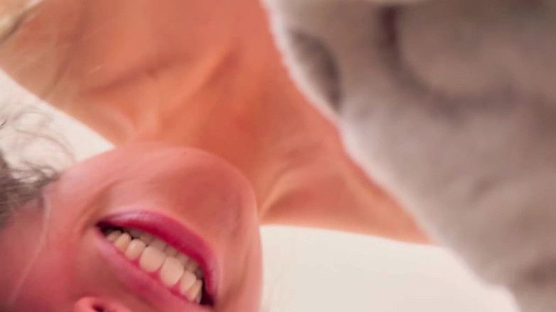 scarlettandc: 거대한 페티시와 레즈비언과의 간지럼