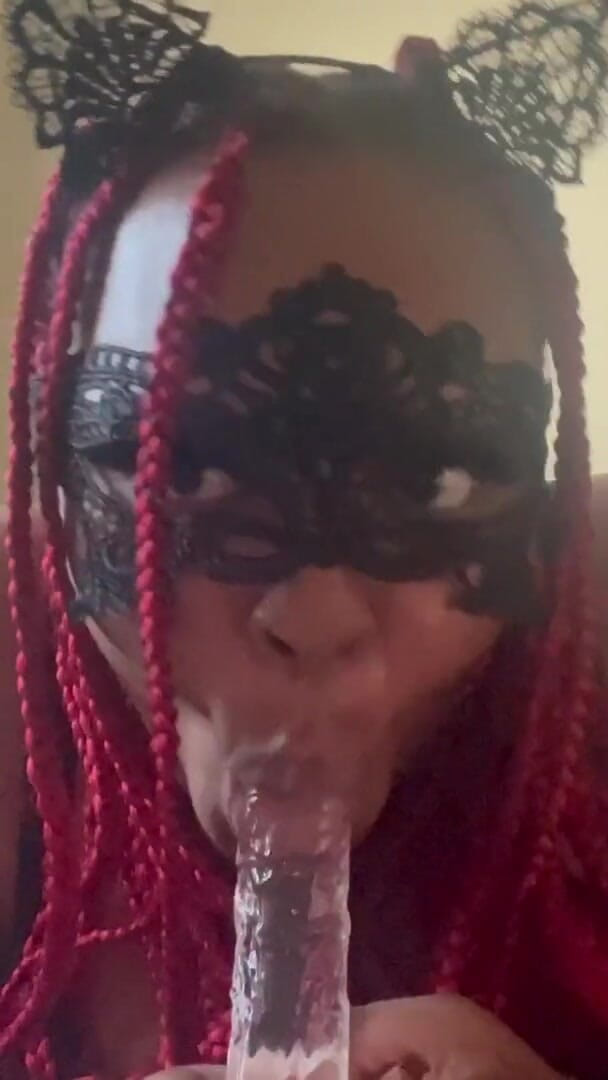 VallarieEast: Suck That Dick