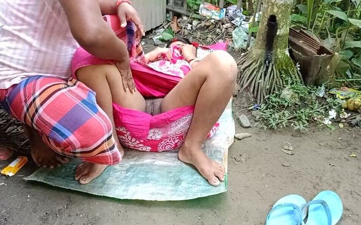 Dogrupali69: 我和我一起认识的性感人妻在户外