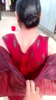 Village Girl's Bathing Video