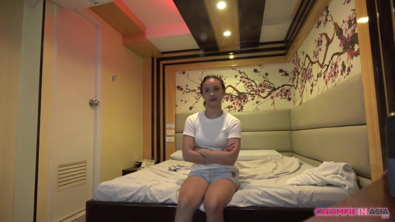 Creampie In Asia: 18 anos, muito fofa, sua pele era muito bonita. Ela...